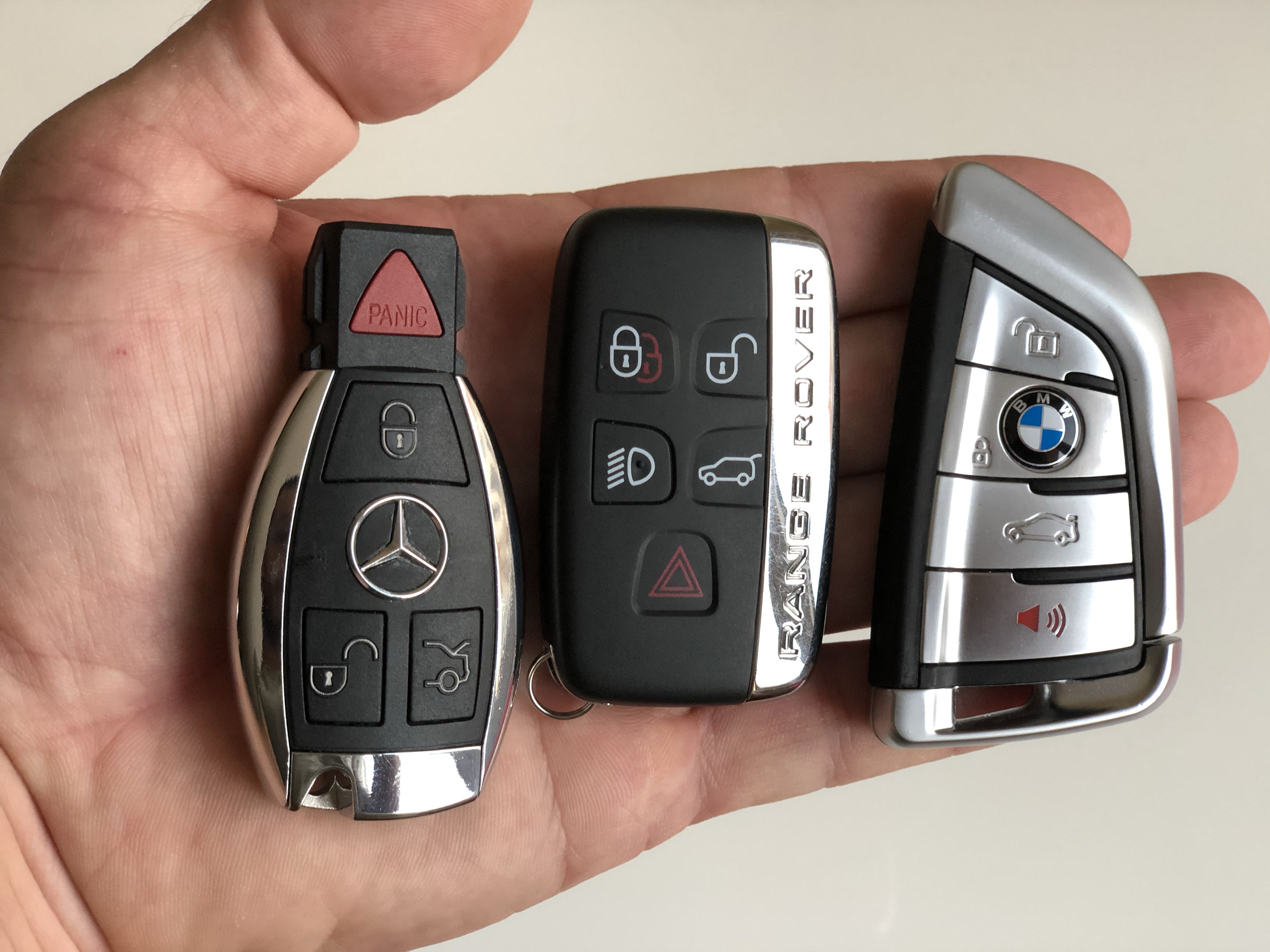 Кем и когда был придуман ключ для автомобилей Mercedes-Benz и BMW